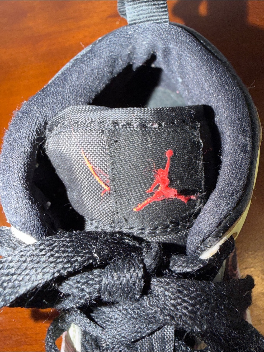 Basketball Playtime nike air jordan 1 Mid kids size 13c Black Red yellow pink - Picture 7 of 14